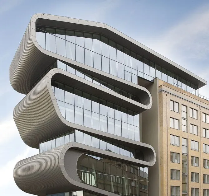 102318_4222 - UMICORE